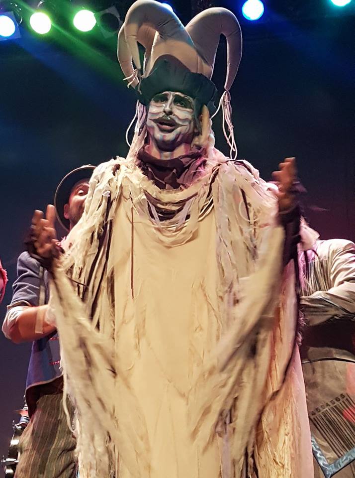 La Comparsa de Tino Tovar tweet media