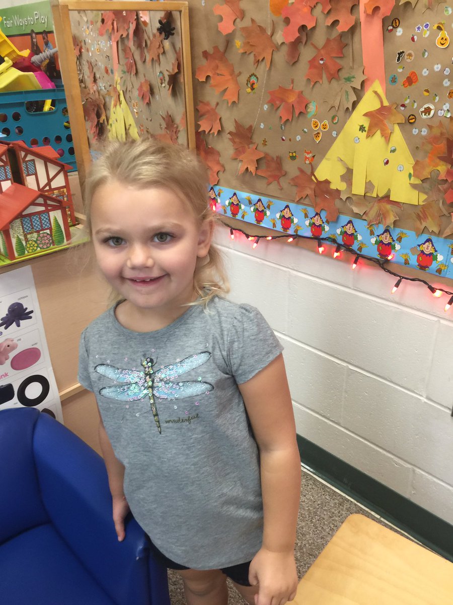 VCSFedPrograms's tweet image. Celebrating knowing the 5s frame.@VCSFedPrograms @sbyoung19