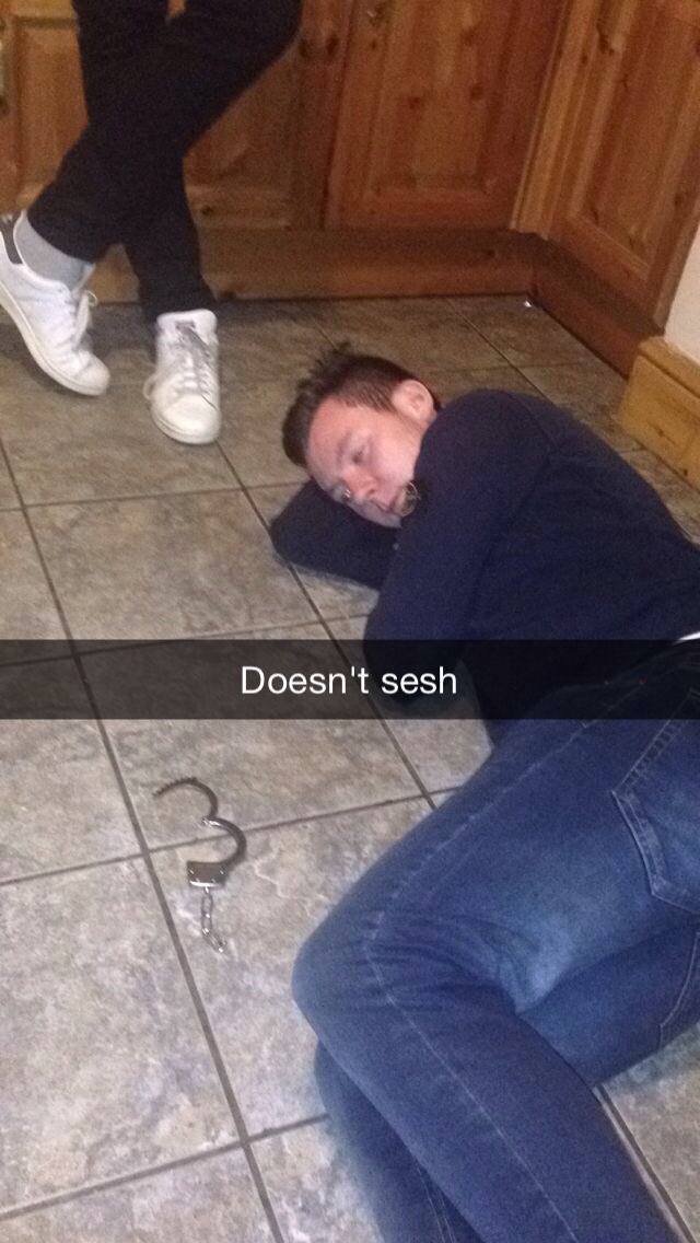 jacobkear12's tweet photo. @ConnorYoungie97 happy birthday doggo! https://t.co/J9w6NAZbP4