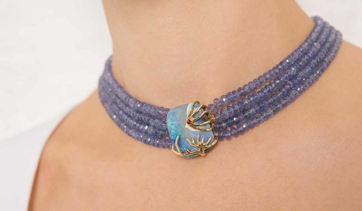 ON TREND: chokers! Keep your jewels close with this superb <a href="/Astratelli/">Astratelli</a>  Under the Sea #choker. Try it on: eventbrite.co.uk/e/dazera-party…
