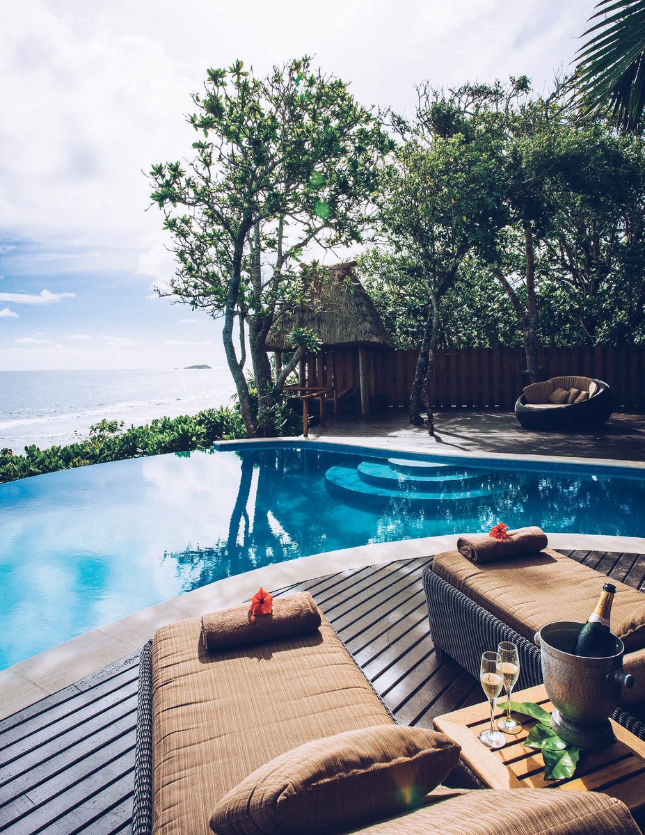 TraveIings's tweet photo. Fiji islands 🌴 https://t.co/W0dKopnWc3