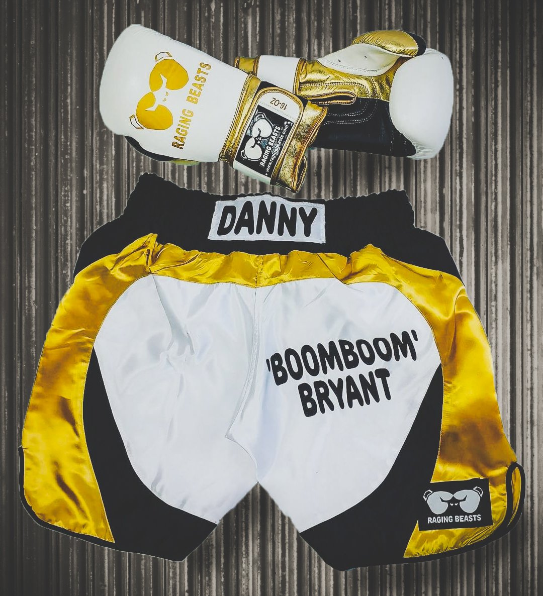 The colours of a Champ: Gold, White and Black. #boxing #boxinggloves #boxinggear #customboxinggear
