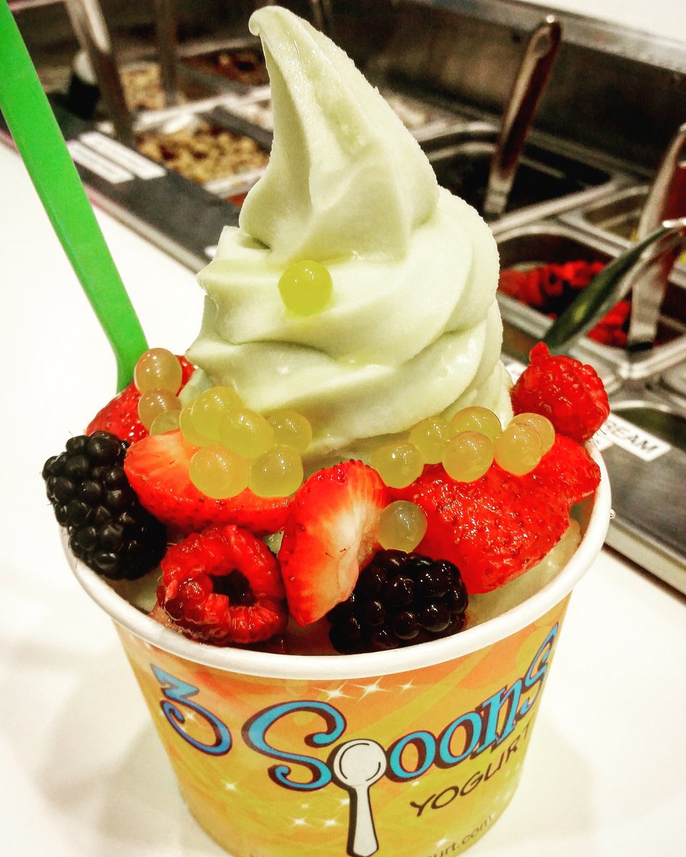 3SpoonsWaco's tweet photo. We have Green Apple Sorbet and lots of yummy fresh fruit! 🍏🍏 #3spoons #healthy #fruitplease #sorbet #dairyfree https://t.co/ax5kmzU11h