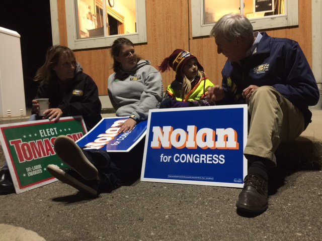 RickNolanMN's tweet photo. Made new friends last night at UTAC in Eveleth. Elizabeth, age 6, &amp; Mom Tiffany are excited 4 us to win &amp; doing everything they can 2 help! https://t.co/8mWZvgLsP0