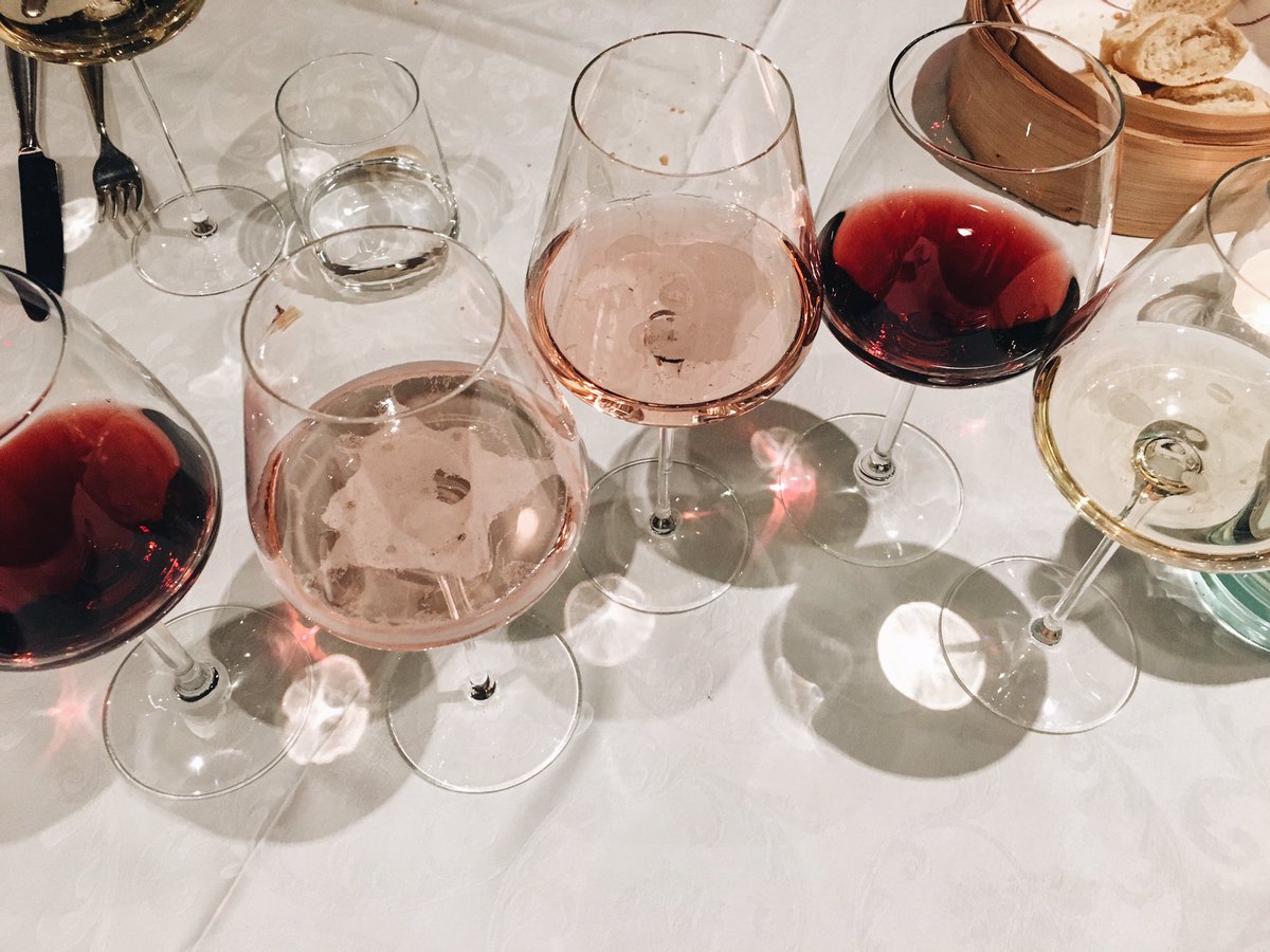 studioVitaliano's tweet photo. Cominciamo così al #masofranch #slurp &amp; #wine #ValdiCembra #Trentino #Trento #Lavis #winelover #трентино #тренто https://t.co/zmAJQUECwS