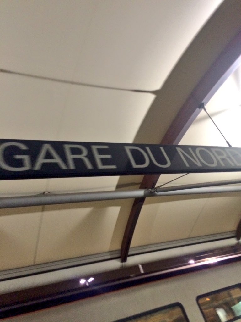 IanG_York's tweet photo. After a weekend on @TheHackTrain seeing lots of pics of Paris whilst on #HackTrainUK, I've finally made it here! 😀🇫🇷 https://t.co/sbGqaB3ddK