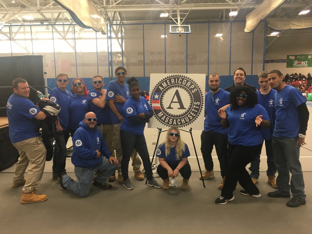MassService's tweet photo. More #AmeriDay photos on the way! We love this one from @NorthShoreCDC YouthBuild https://t.co/qGhbaUN529
