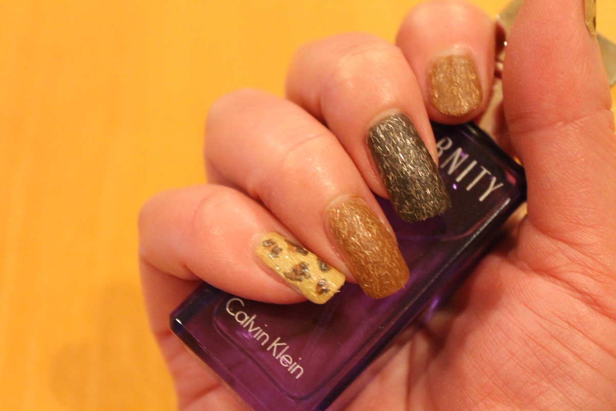 pecoqui's tweet photo. 大人っぽくて好き! まぁ、十分オトナですが...。#FurMode #NAILHOLIC #ネイルホリック #ネイル #ネイルアート #プチプラ #セルフネイル #KOSE https://t.co/ETsJvgJ2Gb