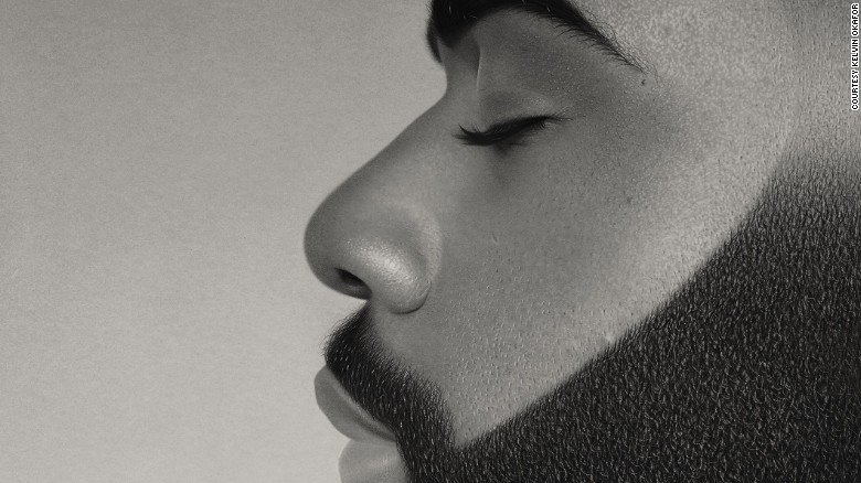 CNNAfrica's tweet image. Kelvin Okafor’s images look like black and white photos, but they’re actually pencil drawings: cnn.it/2effiRj cc: @KOkaforart
