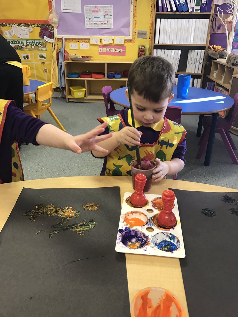 netherweans's tweet photo. We spoke about our visit to the fireworks displays #transferringlearning #fireworks #colours #sounds https://t.co/SbsS3FeDWc