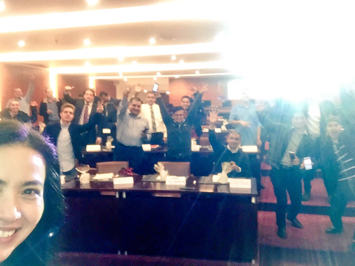 Yocela's tweet photo. Este animo y sonrisas 😀 encontraras uniéndote a nuestro equipo #ProximityTeam #yallegamos #VidaEnATT https://t.co/Q0BZGuPTRR