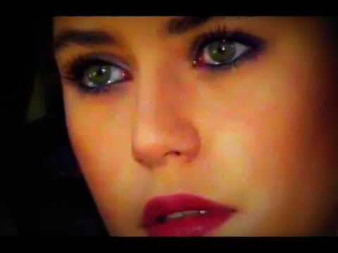 #ﺍﻟـﻤـــﺨـﺘـﻨـﻚَ ...
ﻭﺑـﻌـﻴﻨـﻪ ﺩﻣـﻌـــهﻭﻣــﺎﺗـﻄـﻴـﺢ.. 
#ﺍﻟﻠﻪ ﻳﺴﺘـﺮ ﻟﻮ ﺑـﺠـﻪ .... ﻳـﻬــﺰ ﺍﻟــﻌـﺮﺵ