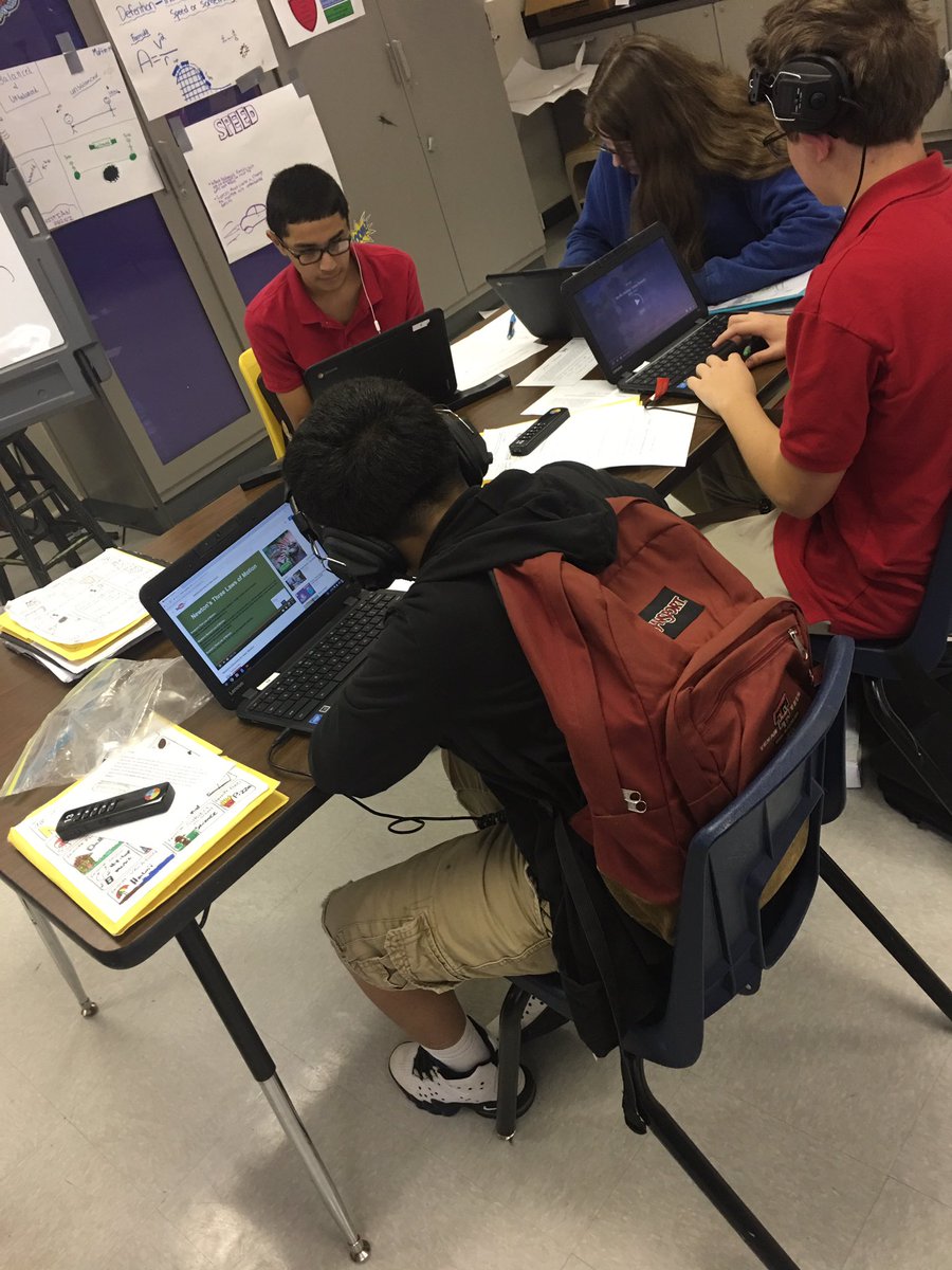 sjohnson3351's tweet photo. Great things are happening at OLS! @olslatonknights Blended learning in science! https://t.co/ct5vg9c8wA
