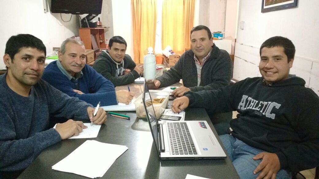UCAR_Agro's tweet photo. #Competitvidad #FinanzasRurales Se puso en marcha un sist. de gestión de Fondos Rotatorios para los Programas #UCAR https://t.co/Nv1MS7aRIv https://t.co/63CTfUtbPJ