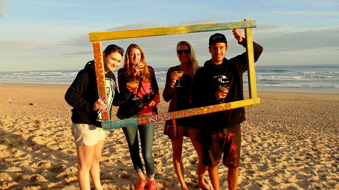 Welcome cocktails on the beach <a href="/afrovibe_sa/">Afrovibe SouthAfrica</a> after a day on the road = BEST! #travel #ttot #sunset #beachdays #cocktails #meetSA #hotspots2c