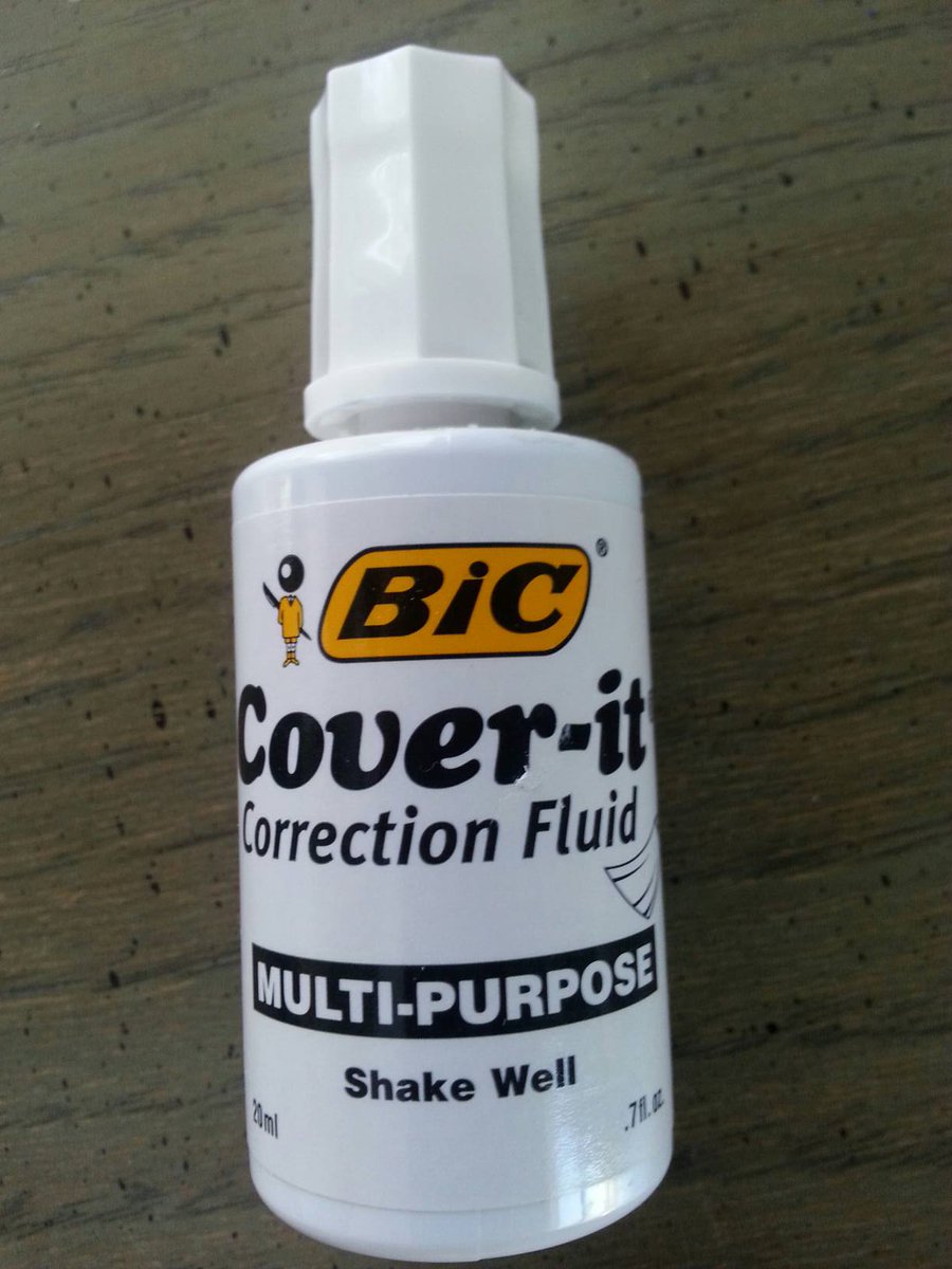 paintandsip's tweet photo. If you have white woodwork or doors, you are going to ♡ this little bottle of touch up paint from the dollar store! https://t.co/jqPFMDPuIX