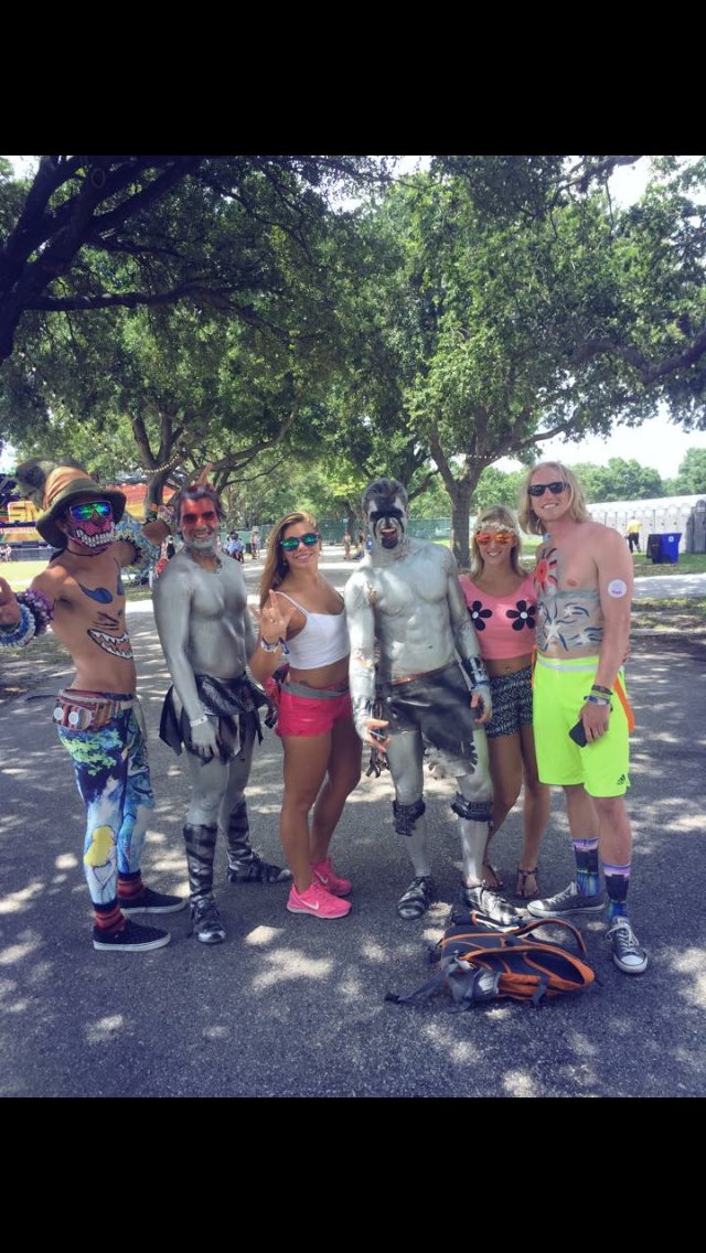 ElectronicLives's tweet photo. The fam squad crew ❤️ https://t.co/hvYEqEqlw3