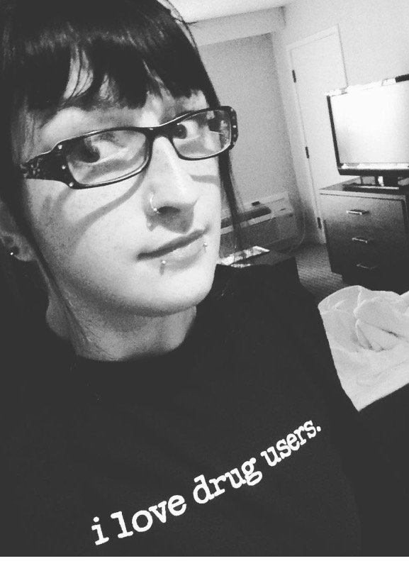 HEP_org's tweet photo. Angelica, our new Youth Prevention and Outreach Specialist, shows her ❤ for drug users @ #Harmred16. #endthedrugwar #nomorehepatitis https://t.co/UJKn2XkoxW