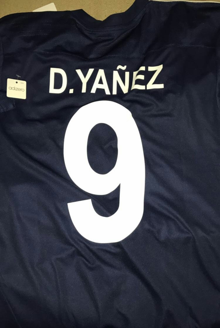 dabfc_official's tweet photo. Empiezan a llegar las primeras camisetas gracias a @adidas_ES #GoDab https://t.co/idIhglcCCL