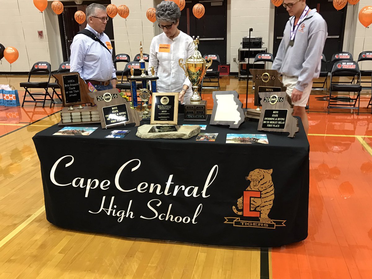 CHS Student Senate tweet media