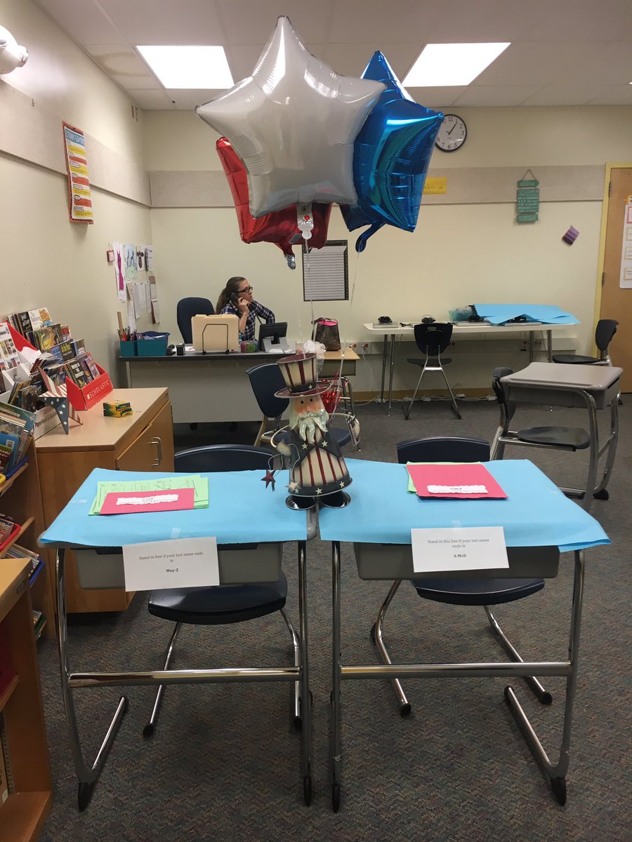 lsmithDDE's tweet photo. The stage is set, now we just need voters! Happy voting simulation day! @mmascidde #vote2016 #DDEss https://t.co/t7LjhHmWsa