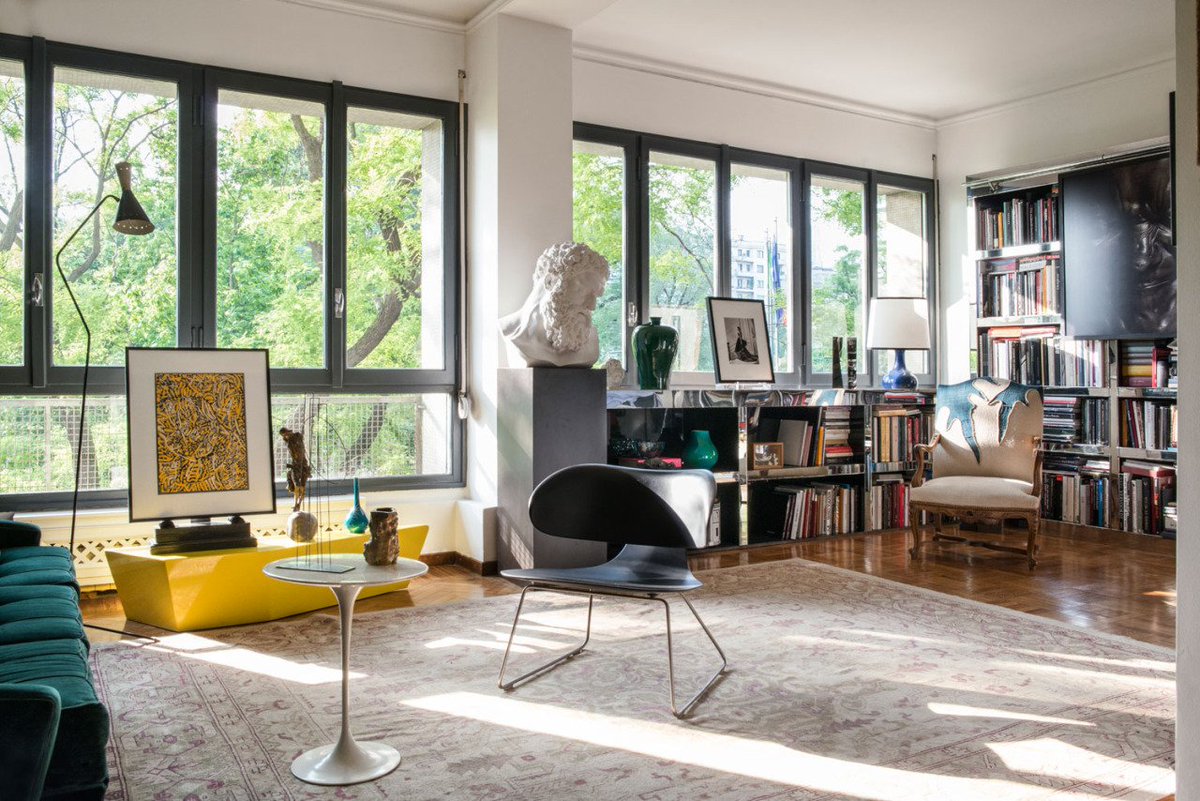 peoplehost's tweet photo. Light floods into a Milan apartment bursting with character (Photograph by Marco Bertolini) https://t.co/edwj5B6Ym7