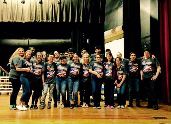 louisettez's tweet photo. #Theatre kids that rock!
#TheBoobyTrap #EdMonk
@playscripts @schooltheatre #Troupe7377
@StAnthonyCHS
#DistrictTeam
#Thespian https://t.co/OJSeexjmCx