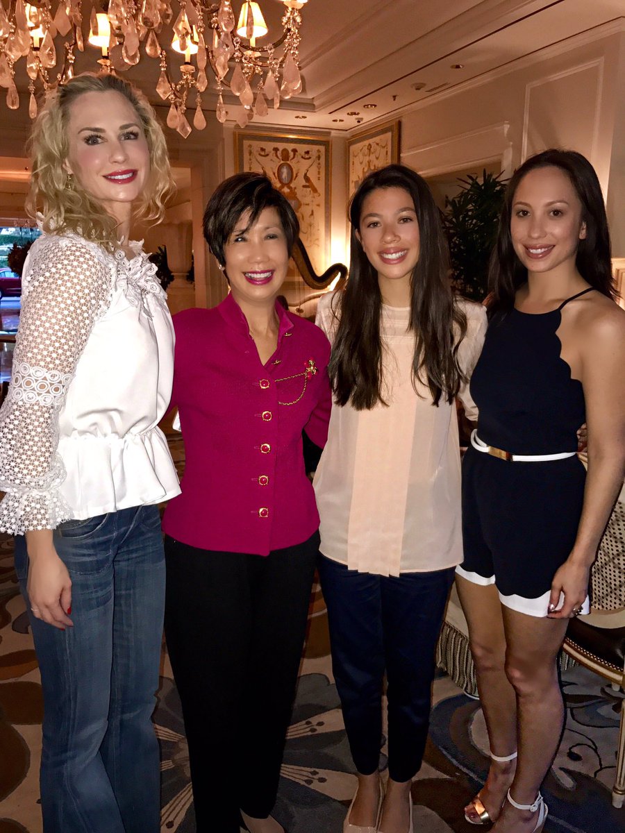 CherylBurke's tweet photo. Bridal shower for our beautiful sister, Mandy Wolf the other day! #familyfunday #bridalshowerweekend #6daysuntiltheysayido 💍 https://t.co/lGUS7HjeFu