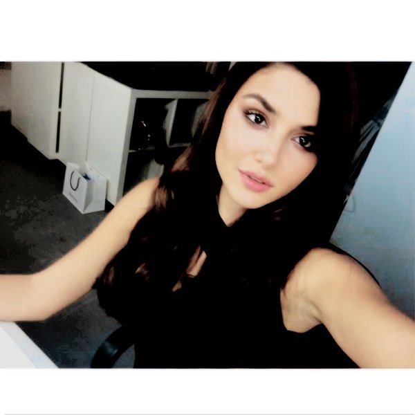 _ThePhotoshop_'s tweet photo. 🔥Hande Erçel #İcon
🔥RT-FAV yaparak alabilirsiniz. https://t.co/yPu1AVONNi