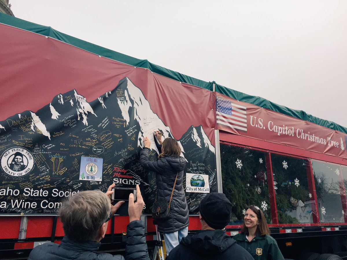 You can be part of this Christmas story for the <a href="/USCapitolTree/">U.S. Capitol Christmas Tree</a>- head over to the Statehouse to sign the truck! #Idaho