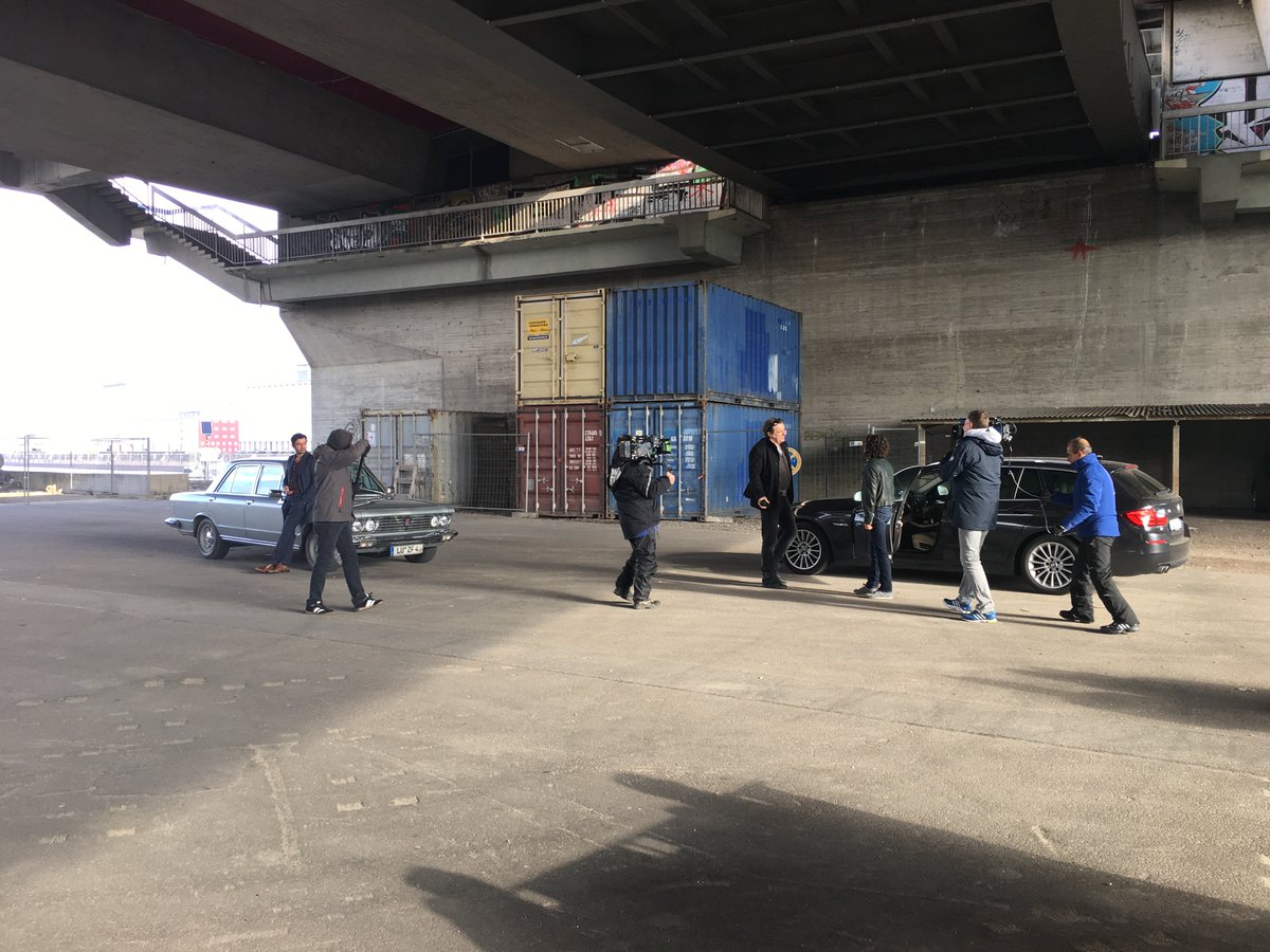 @wildhairsblog Wir waren heute früh auch in Ludwigshafen bei den Dreharbeiten dabei. Die drehen noch einige Tage in Ludwigshafen....