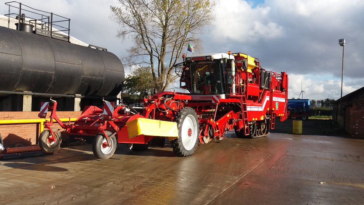 Washed and Cleaned End of another Season 2016 @Worth_Farms <a href="/GrimmeUK/">GRIMME UK Ltd</a> <a href="/GrimmeGroup/">GRIMME</a>  #harvest16