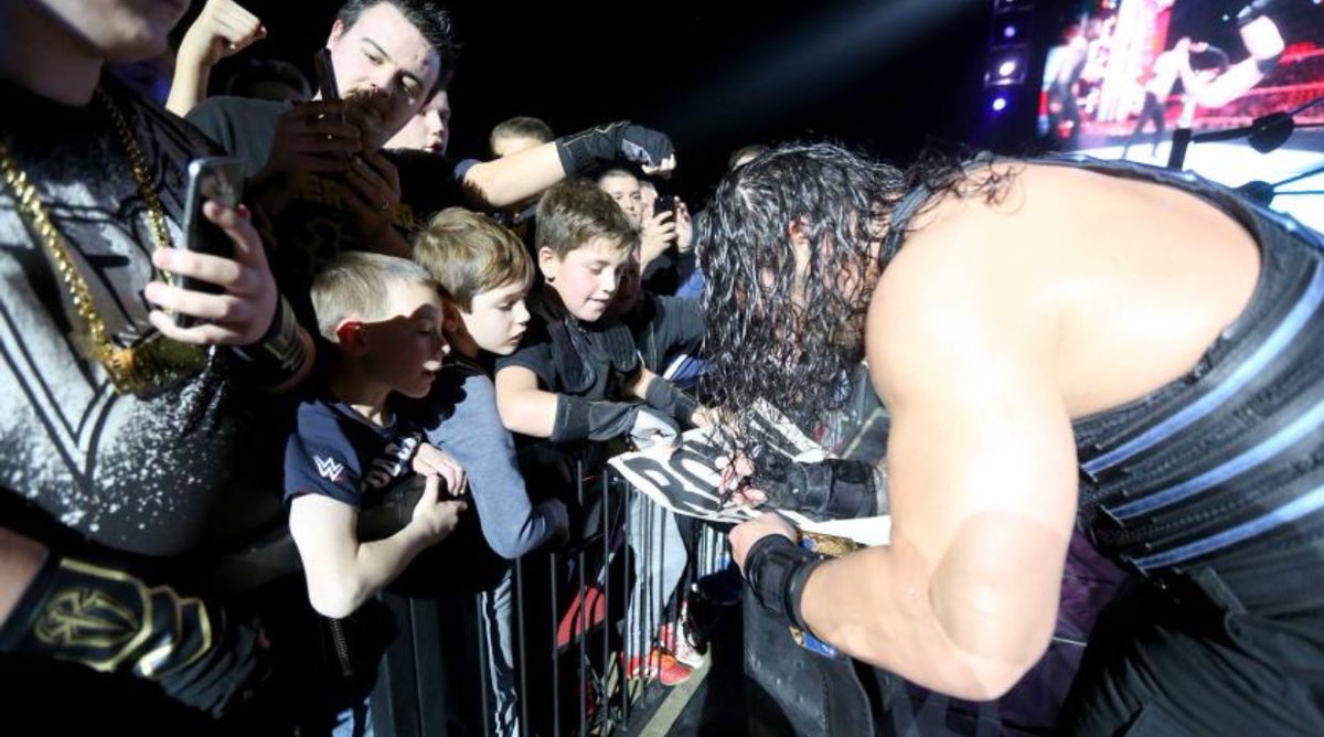 OneVsAll_'s tweet photo. #WWELeeds digitals. #RomanReigns https://t.co/BJ8RO2OVJ8