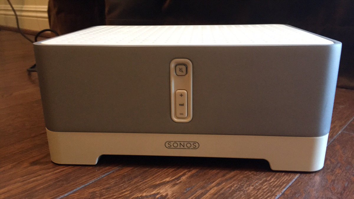 erikbowman's tweet image. Customer Service Lesson: My 10 year old @Sonos ZP100 died. I called them and they're sending a replacement within 5 days. #service #music