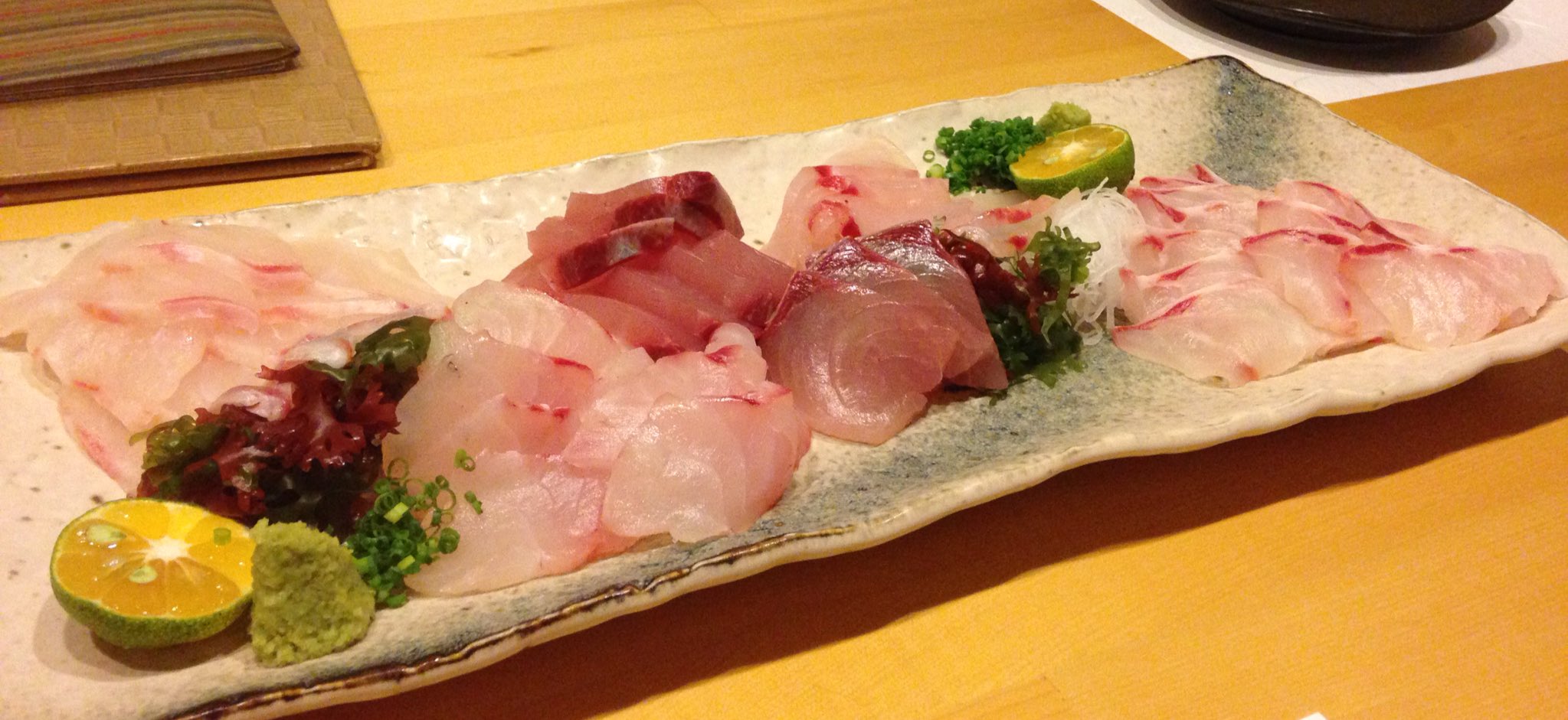Mao בטוויטר 釣った魚を料理してもらった お刺身の左側がミーバイ 真ん中がカンパチ 右側がフエフキダイ お刺身 西京焼き 揚げ物 鍋 どれを食べても最高 特にレアなミーバイを食べられたことがすごく感動 Mao בטוויטר 釣った魚を料理してもらった お刺身の左側がミーバイ 真ん中がカンパチ 右側がフエフキダイ お刺身 西京焼き 揚げ物 鍋 どれを食べても最高 特にレアなミーバイを食べられたことがすごく感動