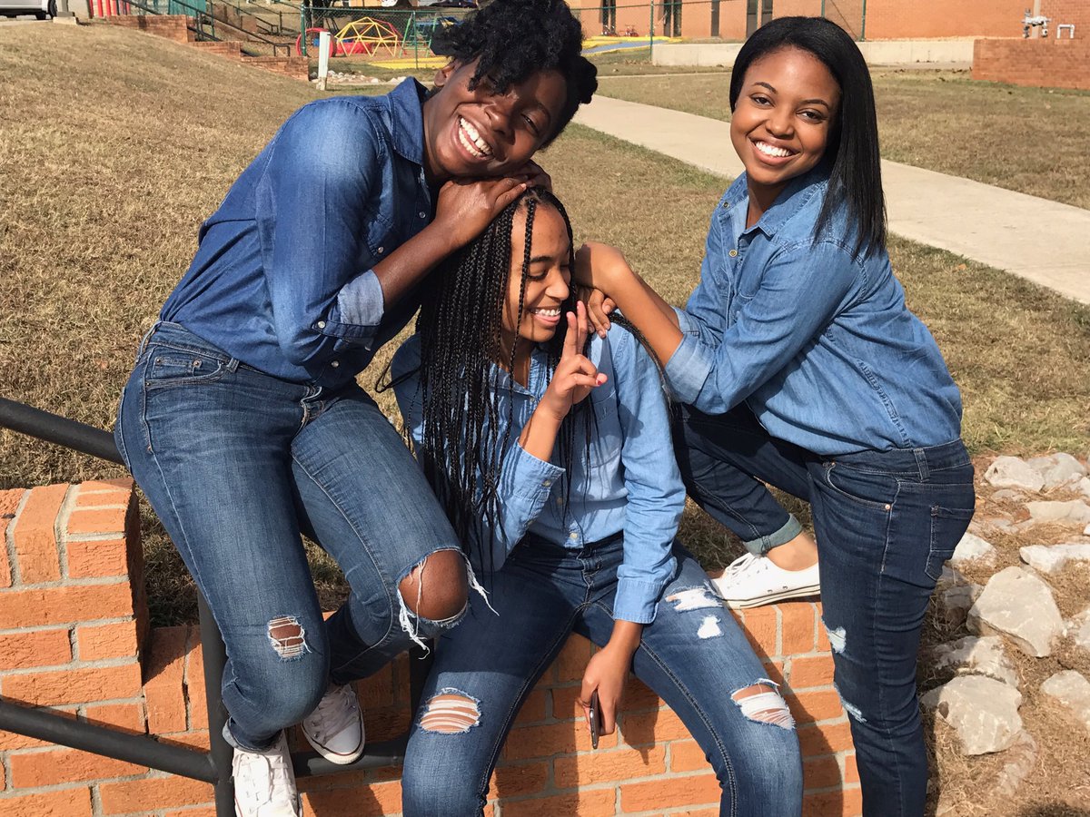 leseyyy's tweet image. ✨✨✨ #BlackGirlMagic #OUSpiritWeek