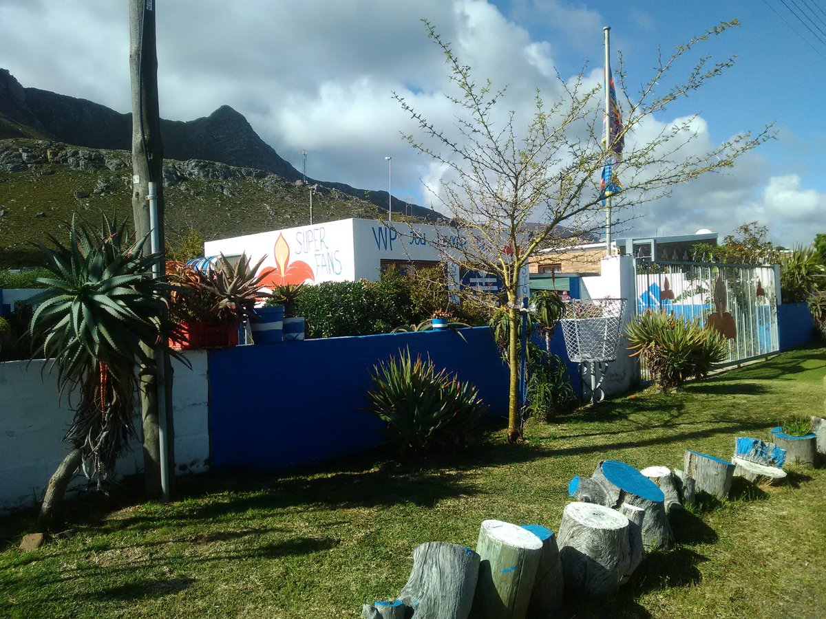 SimplysianG's tweet photo. This is still to me, by far the most loyal @THESTORMERS supporter's out there!
Captured in Kleinmond, WP
📷: me
#wpjoulekkerding https://t.co/5AtITpdwco