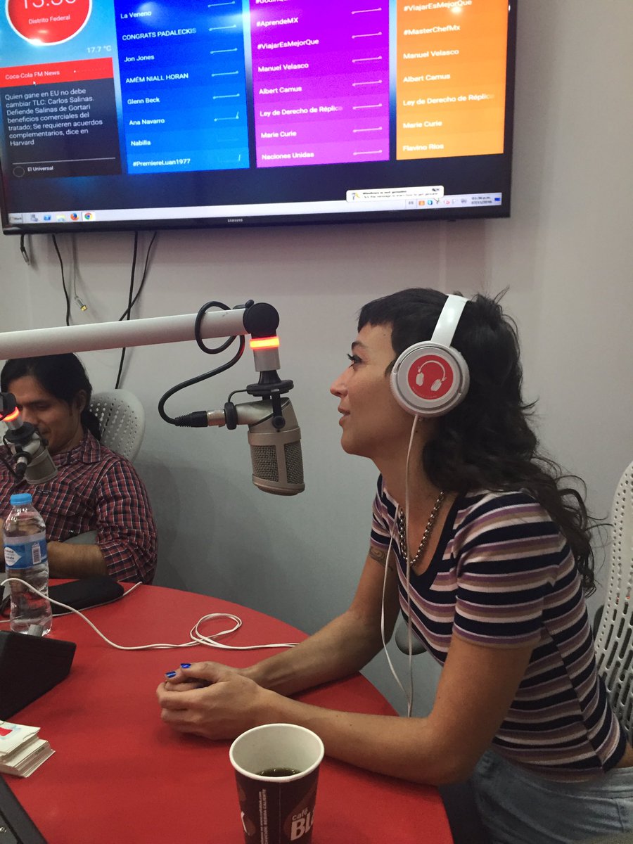 NotYetEntertain's tweet image. Estamos con @solsolito en @CocaColaFM sintonicen! #NotYetPresenta #PRENDETE en el @ForoIndierocks