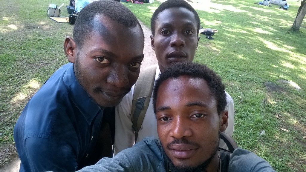 Azgardesign's tweet image. #TEAMCREATIF, les jeunes leaders congolais.