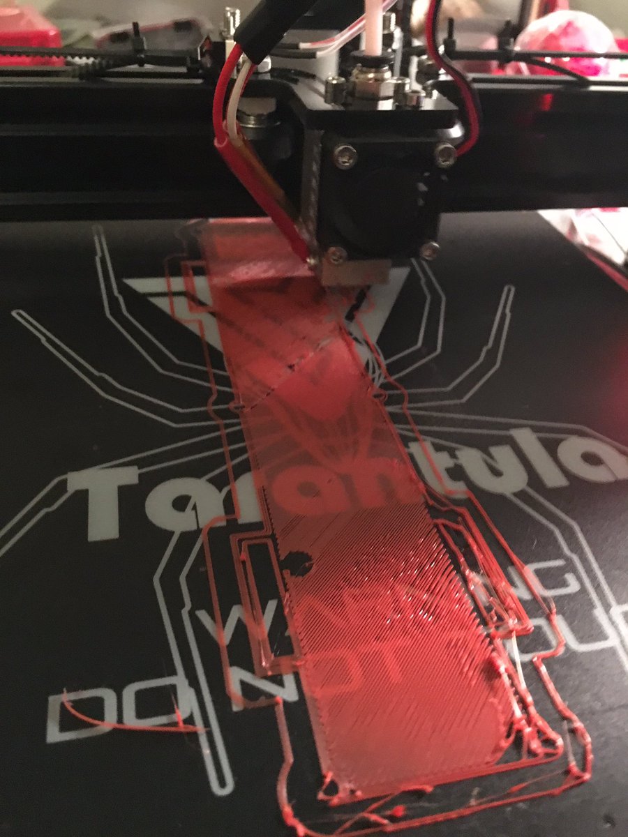 Saveby30's tweet image. Well I finally got my 3D printer up and running!!