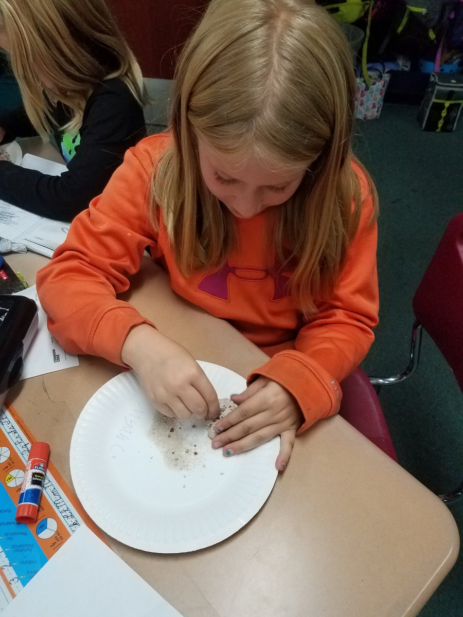 LPBlake2's tweet photo. Nothing like becoming a geologist in the 3rd grade #blake3g #pccsk12 #scienceisfun https://t.co/mlPz3SNCIB