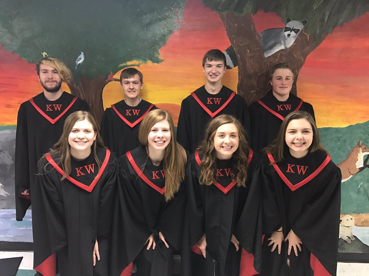 KWchoirs's tweet photo. KW Chorale representin' at HVL honors choir! #newrobes #classy #whatmakesKWgreat @KWPrincipalRyan @JeffPesta https://t.co/SJX56oHeox