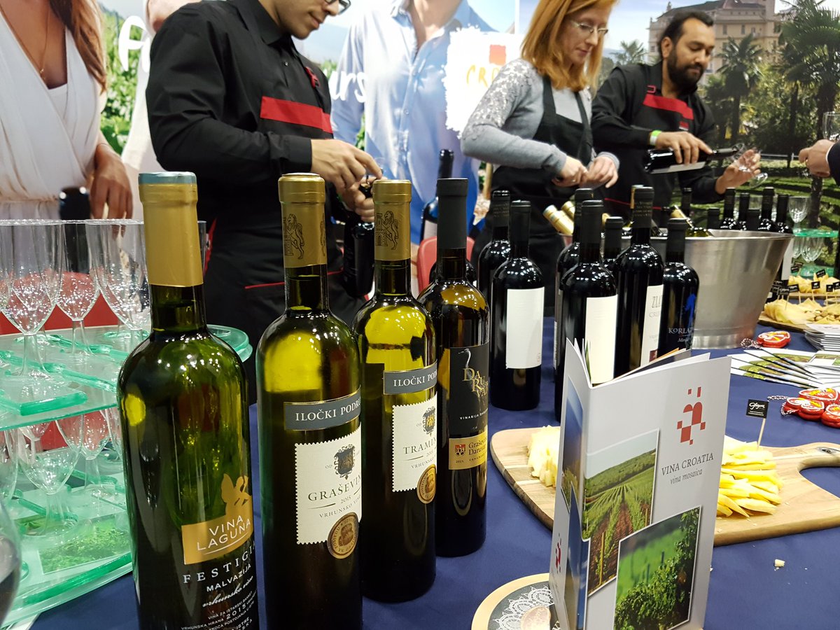 CroatiaNews's tweet photo. @Croatia_hr stand @WTM_London  for drinks and nibbles , think #pagcheese . Many delegates interested in #croatiatourism #friendlywelcome https://t.co/YGeiYprZ5C