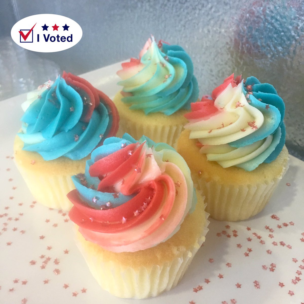 DDCupcakes's tweet photo. Go vote - get a FREE cupcake! Get a FREE standard size cupcake of your choice tomorrow-just bring in your voting stub! #freecupcake #govote https://t.co/Orc5fATa7l