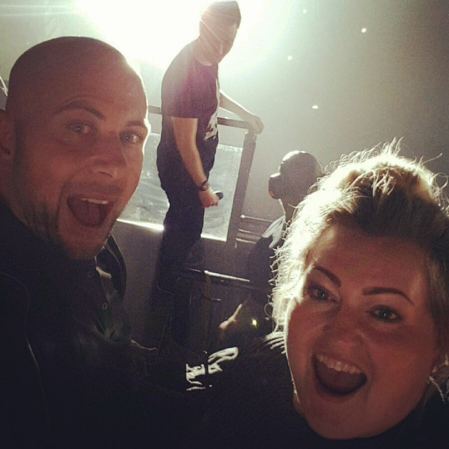 jellytot_jo's tweet photo. When @bastilledan comes and sings right in front of you! @f1crazycraig #Manchester #gig #Sunday #neverstoppeddancing 👏👏👏 https://t.co/nwCn5r19LP
