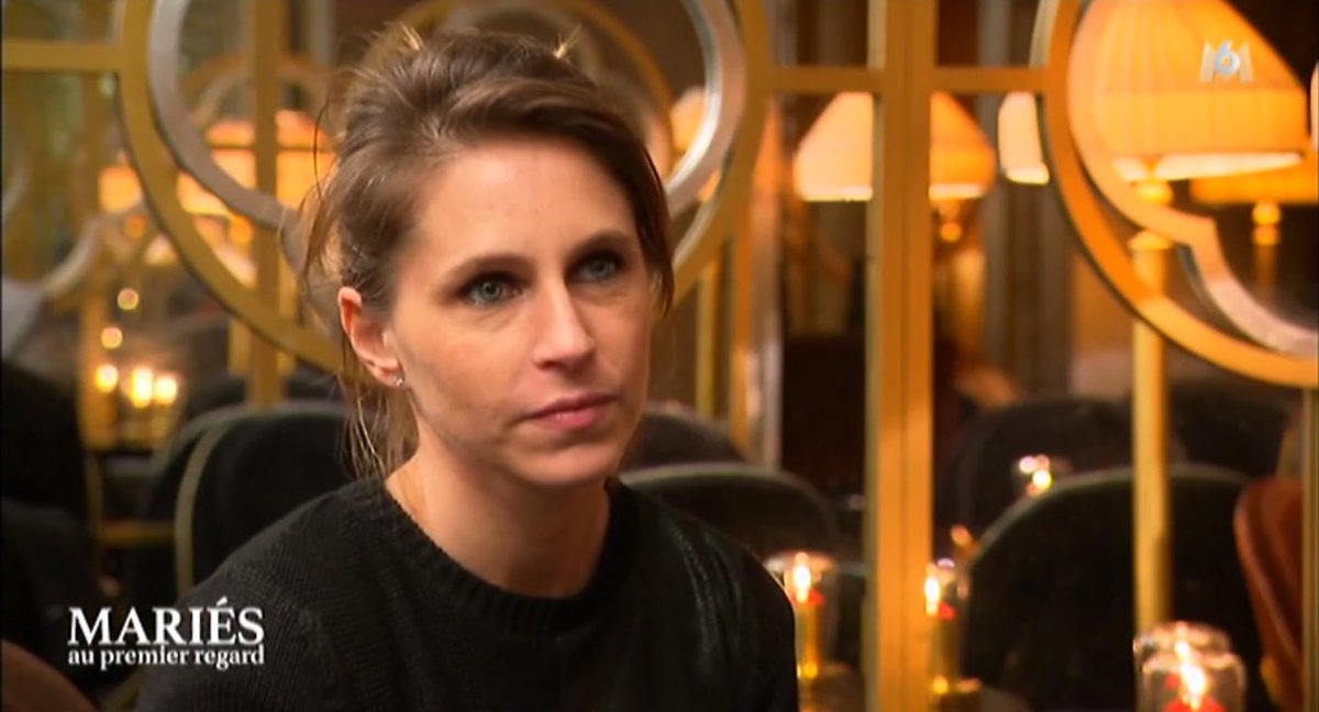 superzappeur's tweet photo. La première femme au monde à se prendre un râteau sans avoir vu et parlé à son mec. #MariesAu1erRegard https://t.co/d6g6DWKkZw