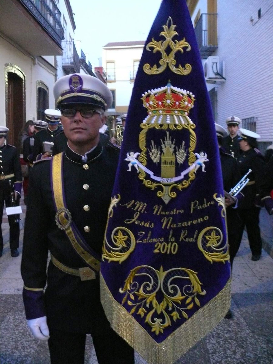 AmntroJesusN's tweet photo. Desde 2010 sonando a Semana Santa. https://t.co/nwH8w3p4fJ