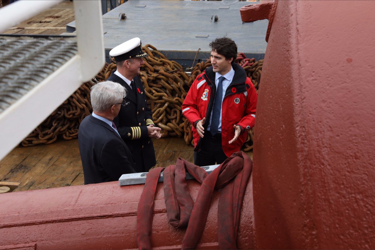 JustinTrudeau's tweet photo. Today, we announce our Oceans Protection Plan - ensuring Canada's coasts are protected, safe &amp; sustainable. Details: https://t.co/5xiytsMyyu https://t.co/t6tgjJThWY