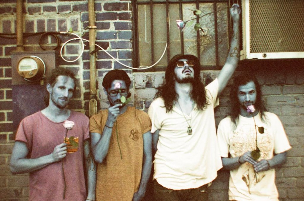 Chill Down In The Daydreaming Spectrum Of Givers &amp; Takers’ “Take Your Time” <a href="/giverstakers/">Givers & Takers</a> aupium.com/2016/11/07/chi…