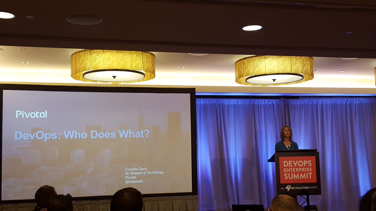 NickalausW's tweet image. DevOps,  who does what?  #DOES16 @pivotal @pivotalcf #nashdevops @cdavisafc